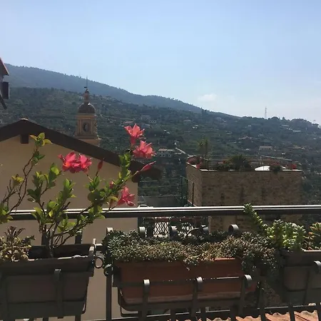 公寓 La Terrazza Vallebona
